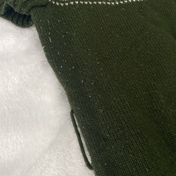 Dark green wintry cowl turtleneck neck tunic - Picture 4 of 16